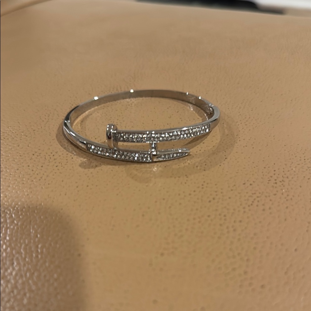 Elegant Silver Nail Design Bracelet